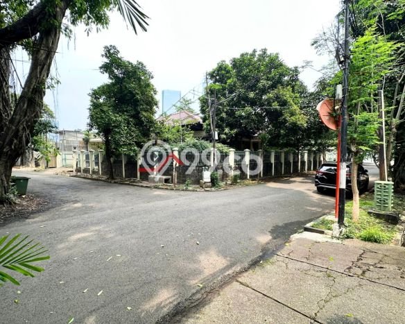 Dijual Rumah Luas Megah Dengan View Cantik di Kuningan, Jakarta Selatan Dijual Rumah Luas Megah Dengan View Cantik di Kuningan, Jakarta Selatan