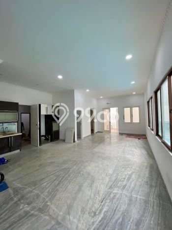 Jual Rumah Luas Megah Dengan View Cantik di Kemang, Jakarta Selatan Jual Rumah Luas Megah Dengan View Cantik di Kemang, Jakarta Selatan