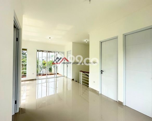 Rumah Eksklusif Siap Huni LT 272m2 di Cilandak, Jakarta Selatan Rumah Eksklusif Siap Huni LT 272m2 di Cilandak, Jakarta Selatan