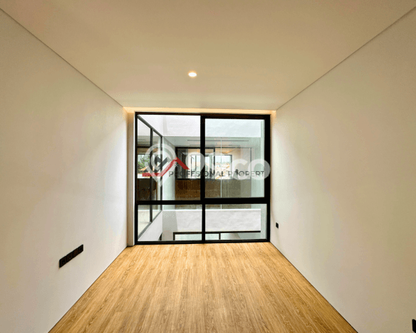 Dijual Rumah Mewah Megah Dengan View Cantik di Kemang, Jakarta Selatan Dijual Rumah Mewah Megah Dengan View Cantik di Kemang, Jakarta Selatan