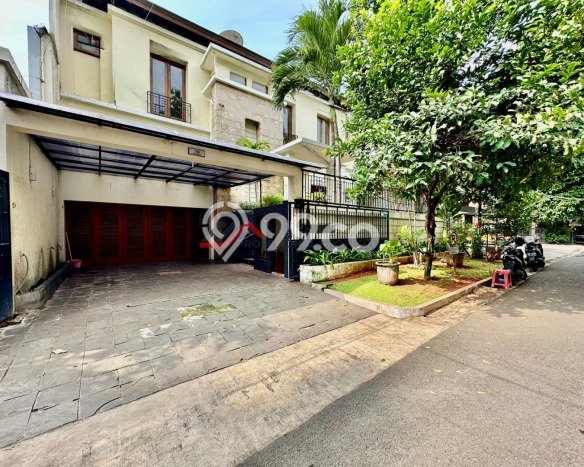 Rumah Mewah Siap Huni LT 355m2 di Kebayoran Baru, Jakarta Selatan Rumah Mewah Siap Huni LT 355m2 di Kebayoran Baru, Jakarta Selatan