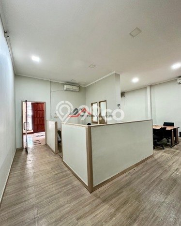 Kantor Dijual di Prime Area Jakarta Selatan Luas 786m2 Kantor Dijual di Prime Area Jakarta Selatan Luas 786m2