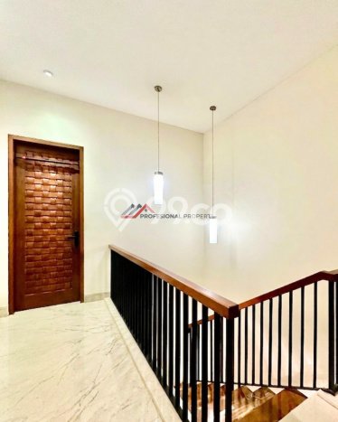 Rumah Elit LB 387m2 Siap Pakai Desain Elegan di Cipete, Jakarta Selatan Rumah Elit LB 387m2 Siap Pakai Desain Elegan di Cipete, Jakarta Selatan