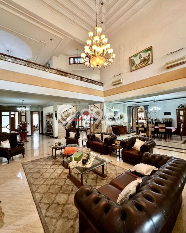 Ready to Use! Luxury House LT 1200m2 Desain Elegan di Kemang Ready to Use! Luxury House LT 1200m2 Desain Elegan di Kemang