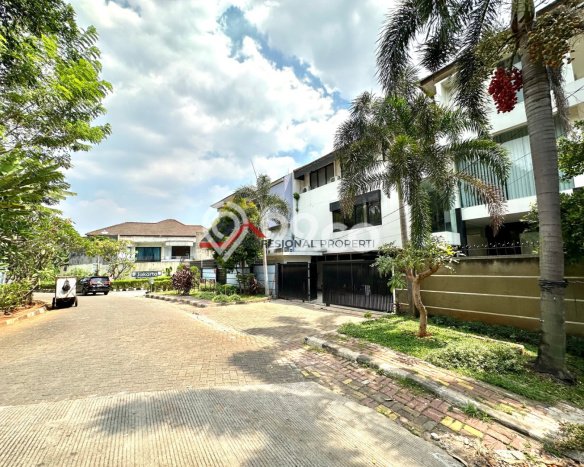 Hunian Super Mewah dengan Akses Paling Strategis di Ragunan, Jakarta Selatan Hunian Super Mewah dengan Akses Paling Strategis di Ragunan, Jakarta Selatan