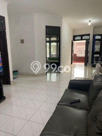 Rumah Luxury Modern Tanpa Renovasi di Puri Indah Jakarta Barat Rumah Luxury Modern Tanpa Renovasi di Puri Indah Jakarta Barat