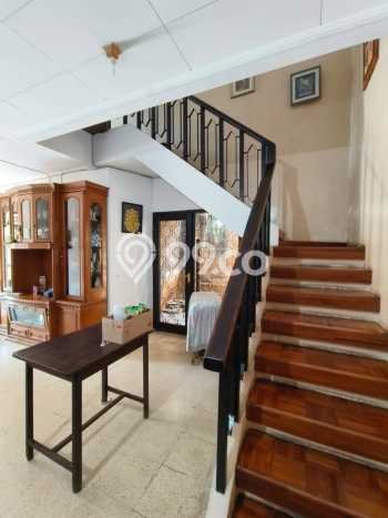 Rumah Jual Cepat di Taman Aries Blok E Rumah Jual Cepat di Taman Aries Blok E