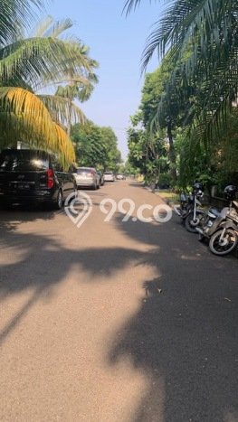 For Sale! Premium House LT 375m2 Desain Modern di Puri Indah For Sale! Premium House LT 375m2 Desain Modern di Puri Indah