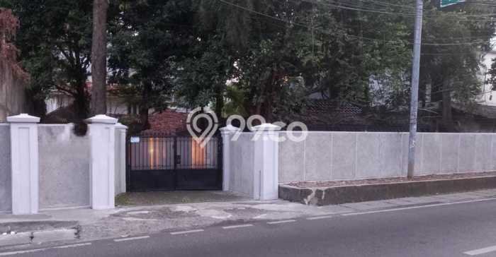 For Sale! Premium House LT 923m2 Desain Elegan di Warung Buncit For Sale! Premium House LT 923m2 Desain Elegan di Warung Buncit