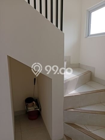 Disewakan Rumah Murah di Gading Serpong Tangerang dengan 3 KT Disewakan Rumah Murah di Gading Serpong Tangerang dengan 3 KT