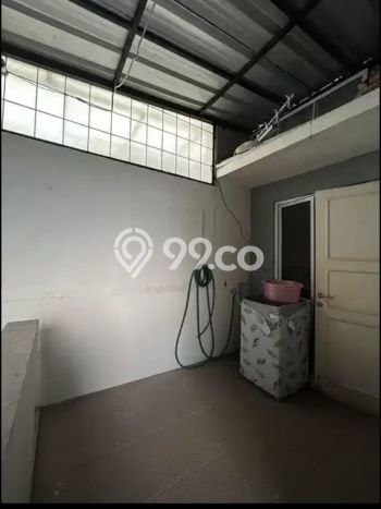 Disewakan! Rumah 4 Kamar Tidur &
3 Kamar Mandi di Gading Serpong, Tangerang Disewakan! Rumah 4 Kamar Tidur &
3 Kamar Mandi di Gading Serpong, Tangerang