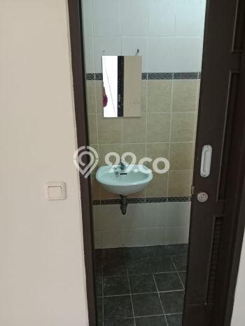 Disewakan Rumah Harga Terjangkau di Gading Serpong Tangerang dengan 3 Kamar Tidur Disewakan Rumah Harga Terjangkau di Gading Serpong Tangerang dengan 3 Kamar Tidur