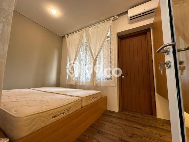 Disewakan! Rumah 2 Kamar Tidur &
1 Kamar Mandi di BSD City, Tangerang Disewakan! Rumah 2 Kamar Tidur &
1 Kamar Mandi di BSD City, Tangerang