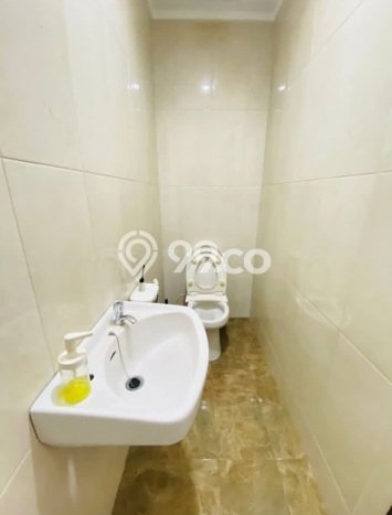 Disewakan Rumah Nyaman LT 72m2 / LB 83m2 di Bintaro, Tangerang Selatan Disewakan Rumah Nyaman LT 72m2 / LB 83m2 di Bintaro, Tangerang Selatan