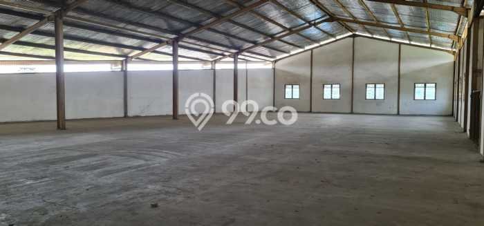 Unit Gudang Paling Strategis di Citeureup Bogor dengan LB 2300m2 Unit Gudang Paling Strategis di Citeureup Bogor dengan LB 2300m2