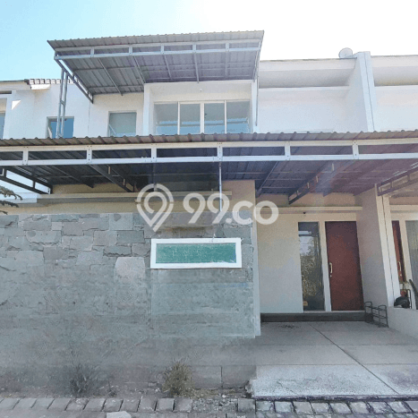 Dijual Cepat Rumah Favorit Siap Huni LB 140m2 di Lakarsantri, Surabaya Dijual Cepat Rumah Favorit Siap Huni LB 140m2 di Lakarsantri, Surabaya