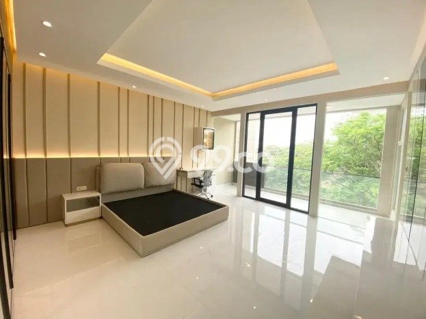 Jual Rumah Luas Megah Dengan View Eksklusif di Citraland, Surabaya Jual Rumah Luas Megah Dengan View Eksklusif di Citraland, Surabaya