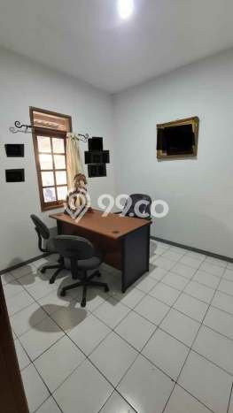 Dijual Rumah Strategis Bagus Punya 2 KT di Wiyung Surabaya SHM Dijual Rumah Strategis Bagus Punya 2 KT di Wiyung Surabaya SHM