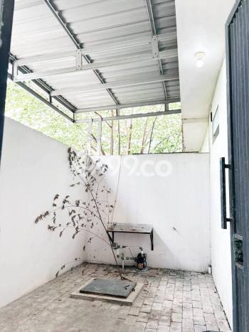 Dijual Cepat Rumah Favorit Siap Huni LB 140m2 di Lakarsantri, Surabaya Dijual Cepat Rumah Favorit Siap Huni LB 140m2 di Lakarsantri, Surabaya