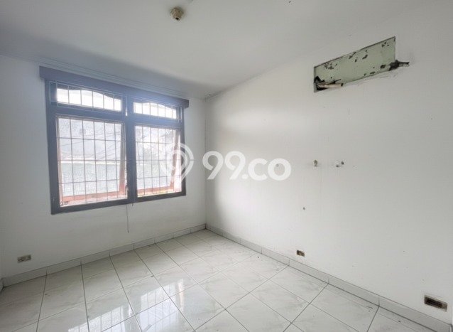 Dijual Rumah Luas Elegan Dengan View Cantik di Muara Karang, Jakarta Utara Dijual Rumah Luas Elegan Dengan View Cantik di Muara Karang, Jakarta Utara
