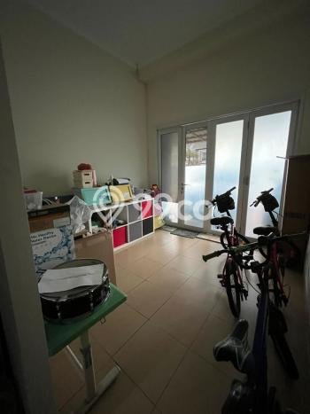 Jual Rumah Mewah Megah Dengan View Eksklusif di Gading Serpong, Tangerang Jual Rumah Mewah Megah Dengan View Eksklusif di Gading Serpong, Tangerang