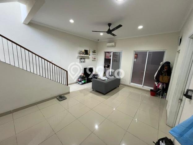 Jual Rumah Mewah Megah Dengan View Eksklusif di Gading Serpong, Tangerang Jual Rumah Mewah Megah Dengan View Eksklusif di Gading Serpong, Tangerang