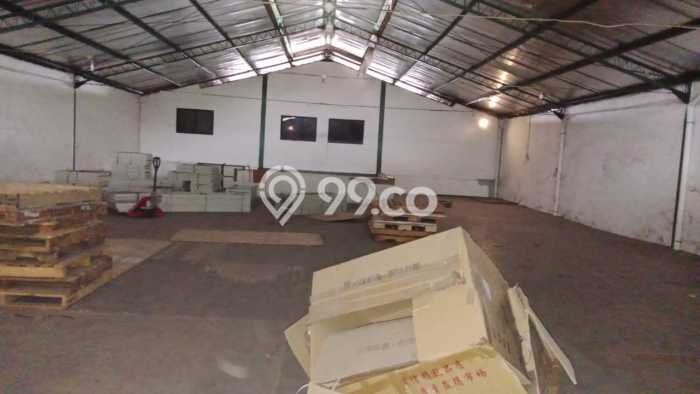 LOKASI STRATEGIS! Gudang Kawasan Kosambi, Luas 1000m2m², Kawasan Bisnis LOKASI STRATEGIS! Gudang Kawasan Kosambi, Luas 1000m2m², Kawasan Bisnis