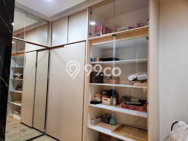 Rumah Mewah LB 240m2 Siap Pakai Desain Elegan di Golf Island, Jakarta Utara Rumah Mewah LB 240m2 Siap Pakai Desain Elegan di Golf Island, Jakarta Utara