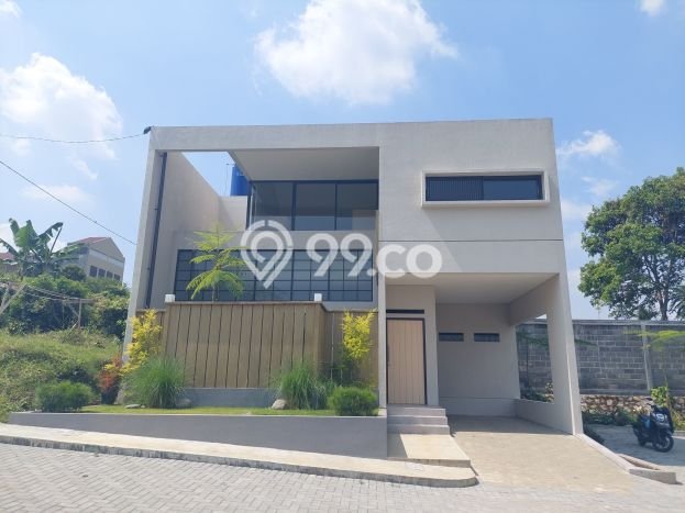 Rumah Modern 2 KT LT 100m2 di Cihanjuang Rumah Modern 2 KT LT 100m2 di Cihanjuang