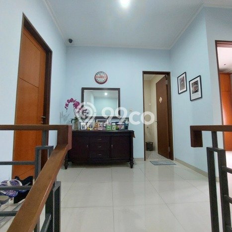 Rumah Elit LB 225m2 Siap Huni Desain Elegan di Sukahaji, Bandung Rumah Elit LB 225m2 Siap Huni Desain Elegan di Sukahaji, Bandung
