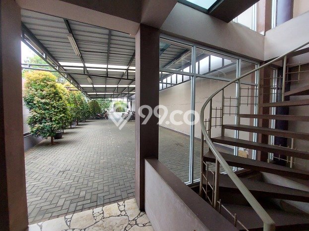 Kantor Bagus Dijual LB 7600m2 Lokasi Strategis Bandung Area Cocok untuk Bisnis Kantor Bagus Dijual LB 7600m2 Lokasi Strategis Bandung Area Cocok untuk Bisnis