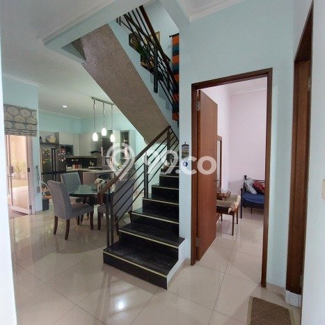 Rumah Elit LB 225m2 Siap Huni Desain Elegan di Sukahaji, Bandung Rumah Elit LB 225m2 Siap Huni Desain Elegan di Sukahaji, Bandung