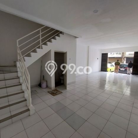 Ruko Dijual di Bandung LT 60m2 & LB 120m2 Lokasi Terbaik! Ruko Dijual di Bandung LT 60m2 & LB 120m2 Lokasi Terbaik!
