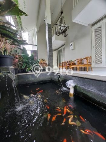 Rumah Luxury Modern Tanpa Renovasi di Ciumbuleuit Bandung Rumah Luxury Modern Tanpa Renovasi di Ciumbuleuit Bandung