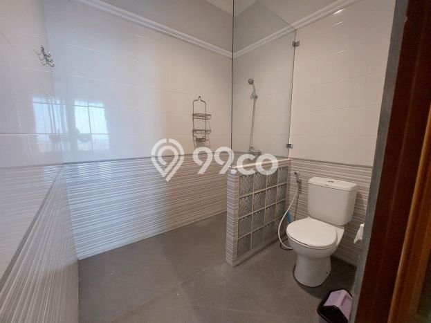 For Sale! Luxury House LT 608m2 Desain Elegan di Dago Pakar For Sale! Luxury House LT 608m2 Desain Elegan di Dago Pakar