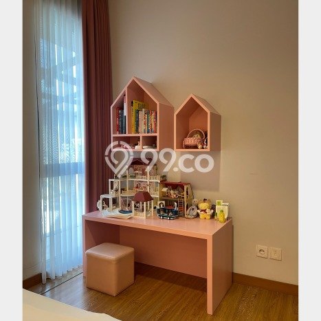 Rumah Mewah LB 177m2 Siap Pakai Desain Elegan di BSD Green Wich, Tangerang Rumah Mewah LB 177m2 Siap Pakai Desain Elegan di BSD Green Wich, Tangerang