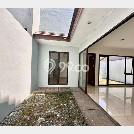 Hunian Mewah LB 153m2 Siap Pakai Desain Elegan di BSD The Icon, Tangerang Hunian Mewah LB 153m2 Siap Pakai Desain Elegan di BSD The Icon, Tangerang