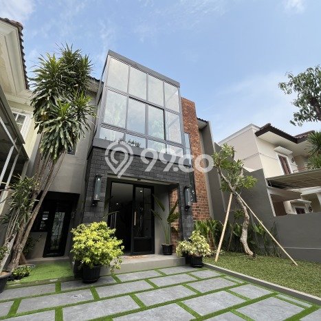 Rumah Elit Modern Tanpa Renovasi di BSD Tangerang Rumah Elit Modern Tanpa Renovasi di BSD Tangerang