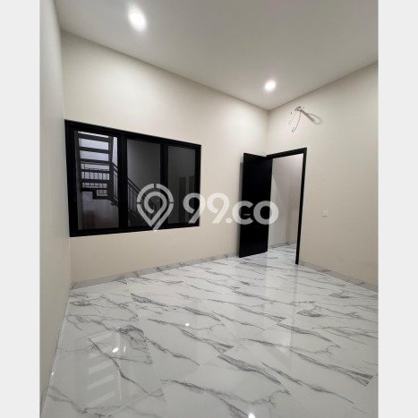 Rumah Elit Modern Tanpa Renovasi di BSD Griya Loka Tangerang Rumah Elit Modern Tanpa Renovasi di BSD Griya Loka Tangerang
