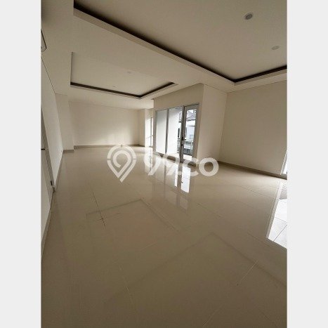 Jual Rumah Luas Megah Dengan View Eksklusif di Gading Serpong, Tangerang Jual Rumah Luas Megah Dengan View Eksklusif di Gading Serpong, Tangerang