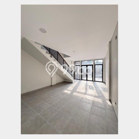 Ruko Dijual di Tangerang LT 77m2 & LB 122m2 Lokasi Terbaik! Ruko Dijual di Tangerang LT 77m2 & LB 122m2 Lokasi Terbaik!