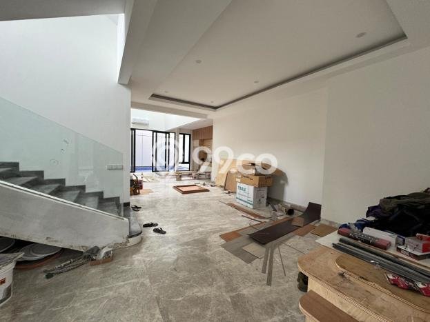 KESEMPATAN EMAS! Rumah di Alam Sutera, Tangerang, Luas 392m² LB 720m² KESEMPATAN EMAS! Rumah di Alam Sutera, Tangerang, Luas 392m² LB 720m²