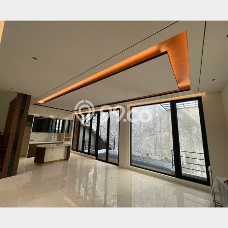 For Sale! Premium House LT 250m2 Desain Elegan di Gading Serpong For Sale! Premium House LT 250m2 Desain Elegan di Gading Serpong