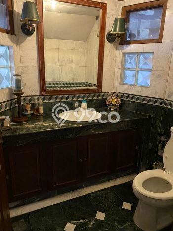 Dijual Rumah Mewah Elegan Dengan View Cantik di Pondok Kelapa, Jakarta Timur Dijual Rumah Mewah Elegan Dengan View Cantik di Pondok Kelapa, Jakarta Timur