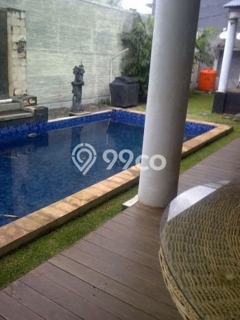 Ready to Use! Luxury House LT 1431m2 Desain Elegan di Kebagusan Ready to Use! Luxury House LT 1431m2 Desain Elegan di Kebagusan