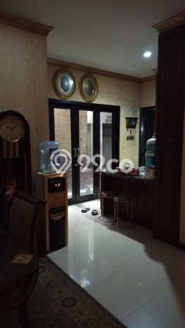 Siap Huni Hunian Elit 4 Kamar di Mampang Prapatan Dekat ke Mana Pun Siap Huni Hunian Elit 4 Kamar di Mampang Prapatan Dekat ke Mana Pun