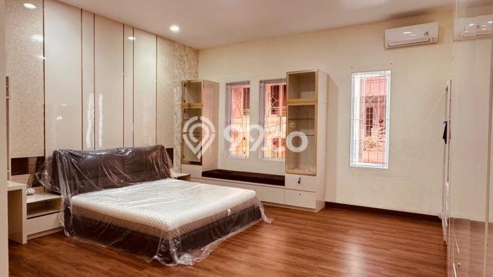 For Sale! Premium House LT 235m2 Desain Elegan di Pluit For Sale! Premium House LT 235m2 Desain Elegan di Pluit