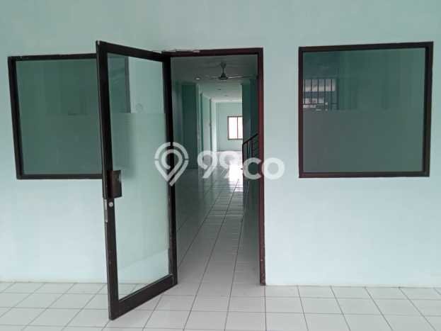 Ruko Dijual di Bekasi LT 129m2 & LB 350m2 Lokasi Terbaik! Ruko Dijual di Bekasi LT 129m2 & LB 350m2 Lokasi Terbaik!