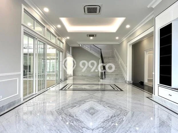 Best Deal Hunian Premium Ideal dan Luas di Menteng, Jakarta Pusat Best Deal Hunian Premium Ideal dan Luas di Menteng, Jakarta Pusat