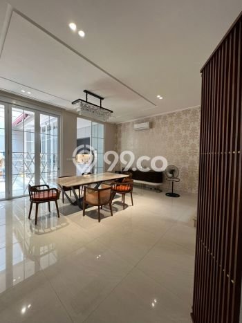 Jual Cepat Hunian Mewah Klasik di Jakarta Utara Jual Cepat Hunian Mewah Klasik di Jakarta Utara